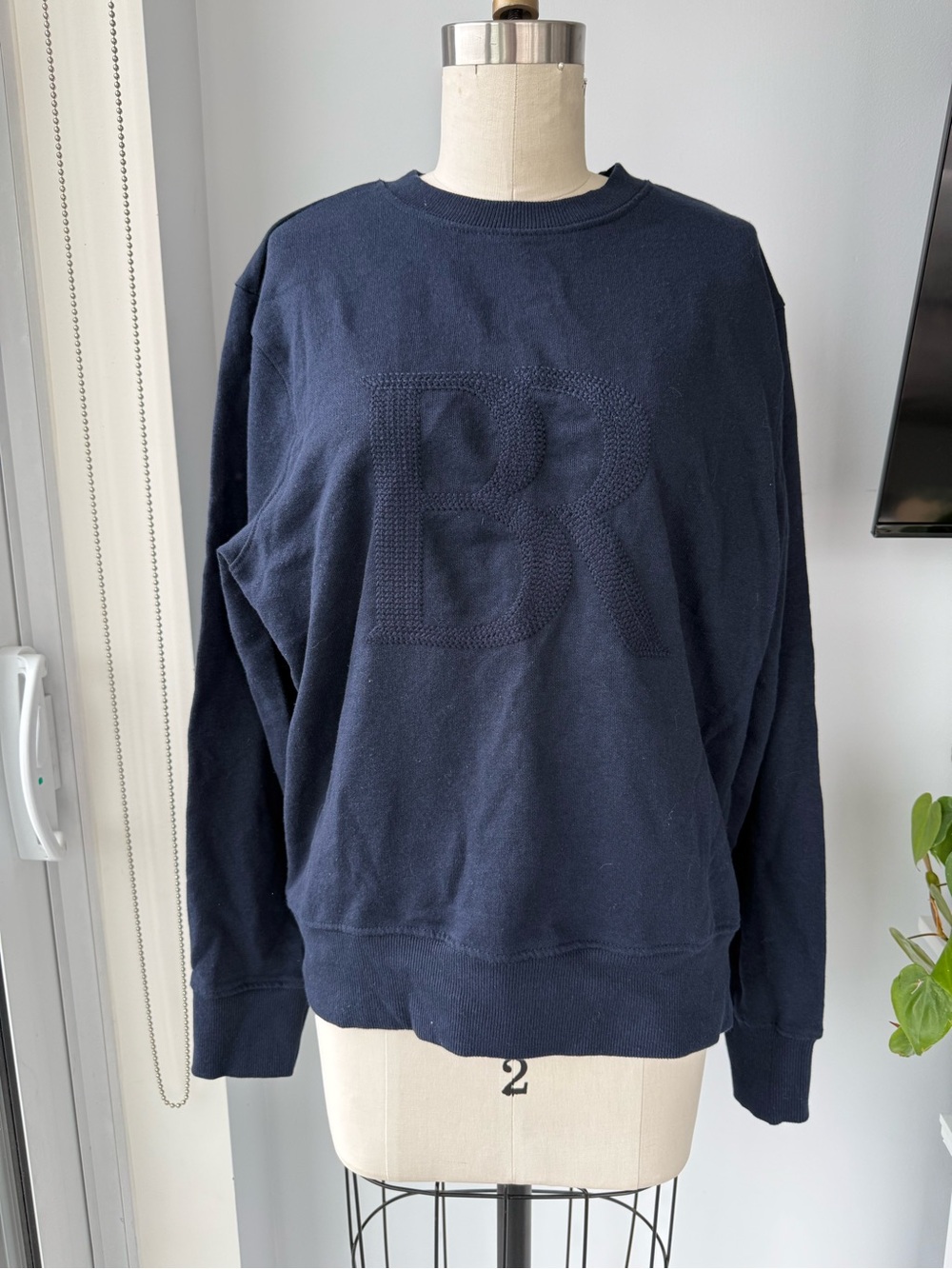 Banana Republic Navy Crewneck Sweatshirt Size Small